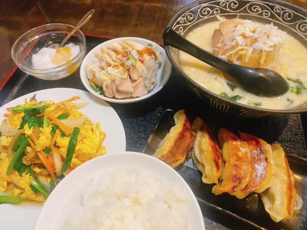 龍の食堂