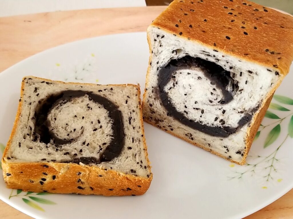 KUU　リッチごまあん食パン