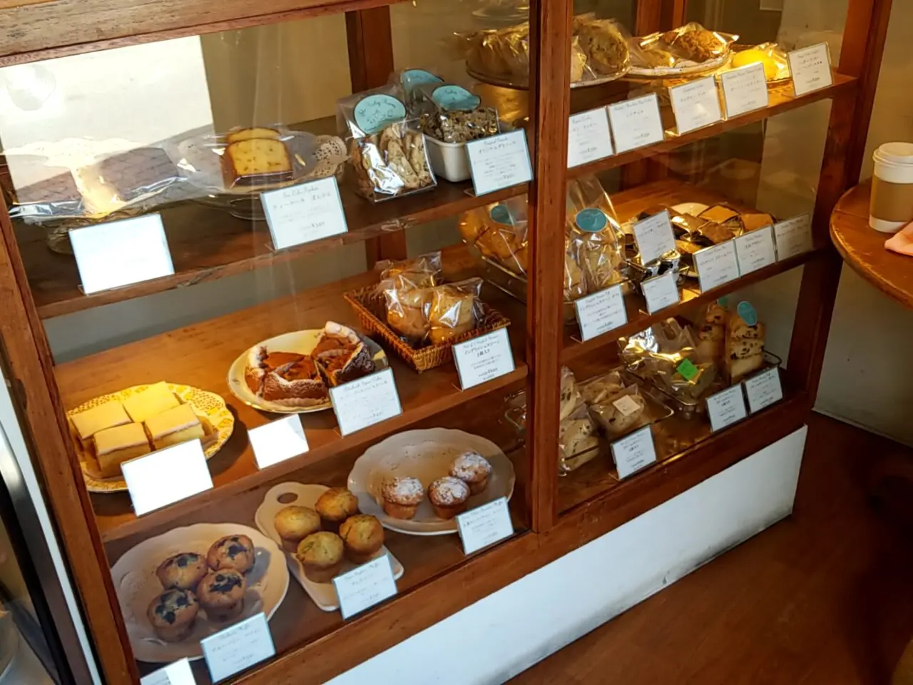 ペイストリールーム　ショーケース