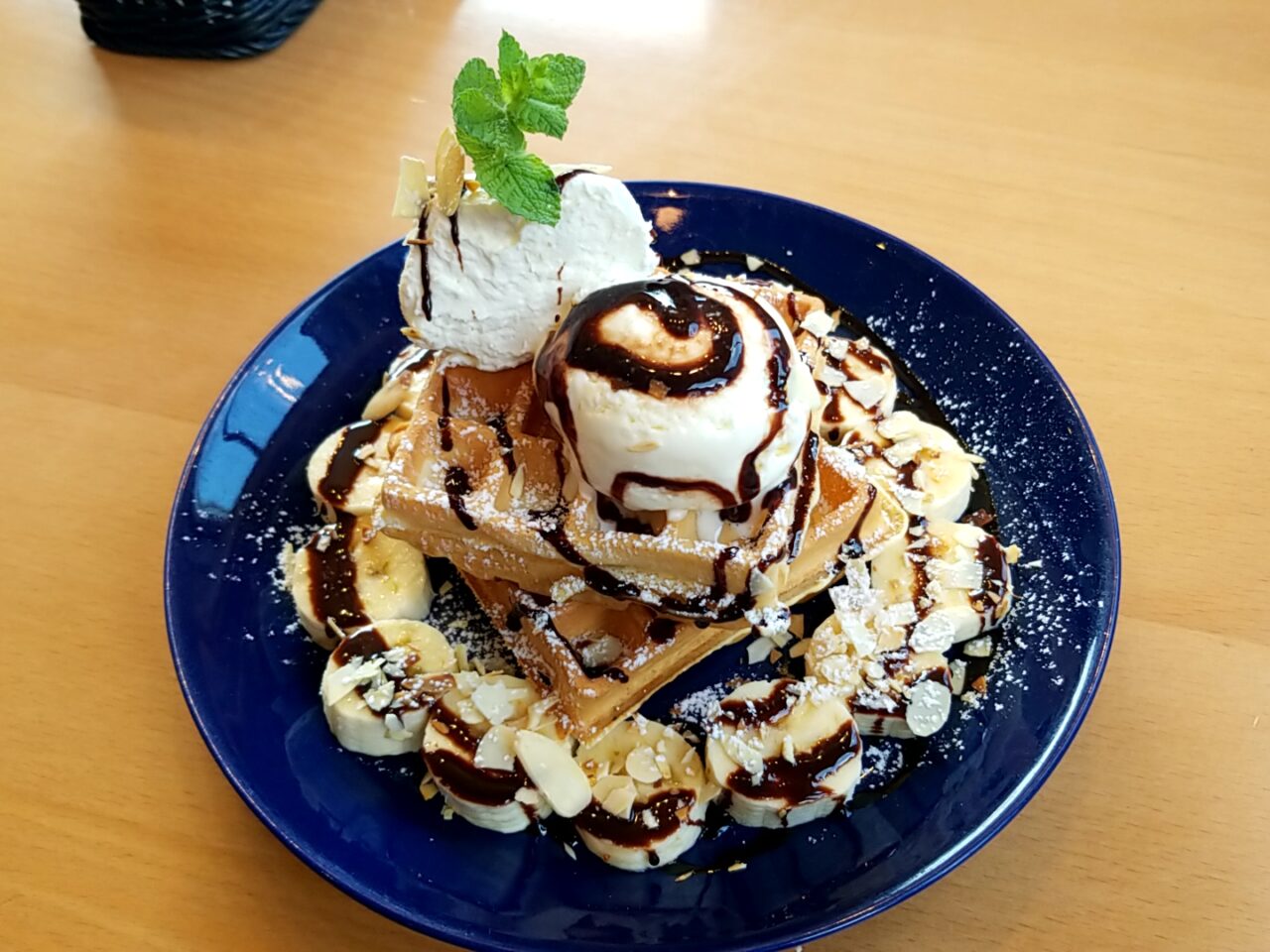 シュクル　チョコバナナワッフル