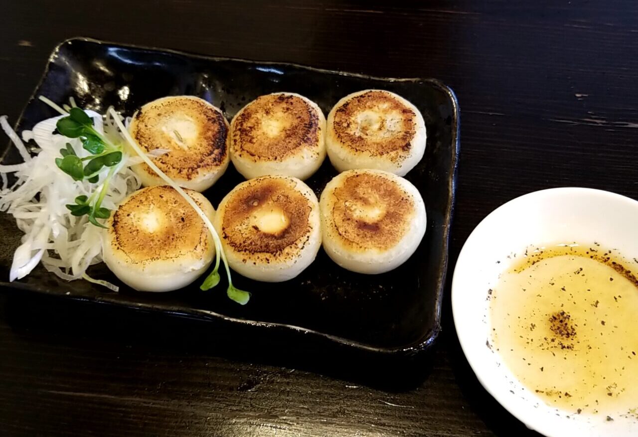 麺屋 湊　もちまる餃子