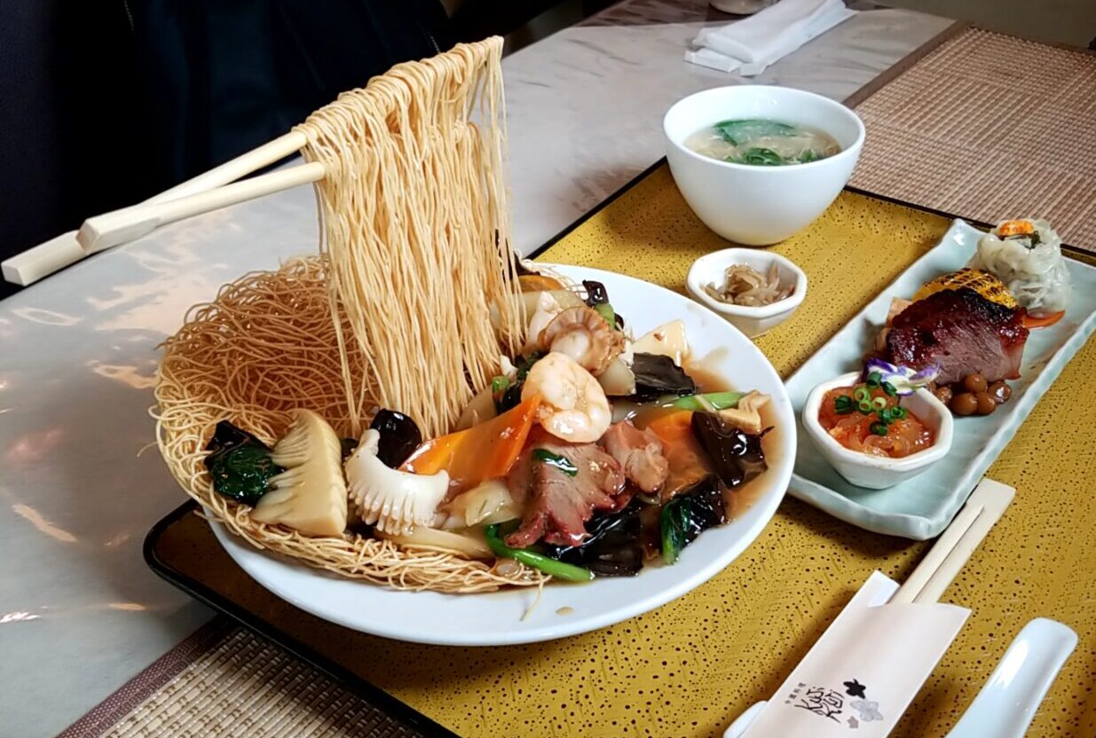 kujikuji　飛天麺　横