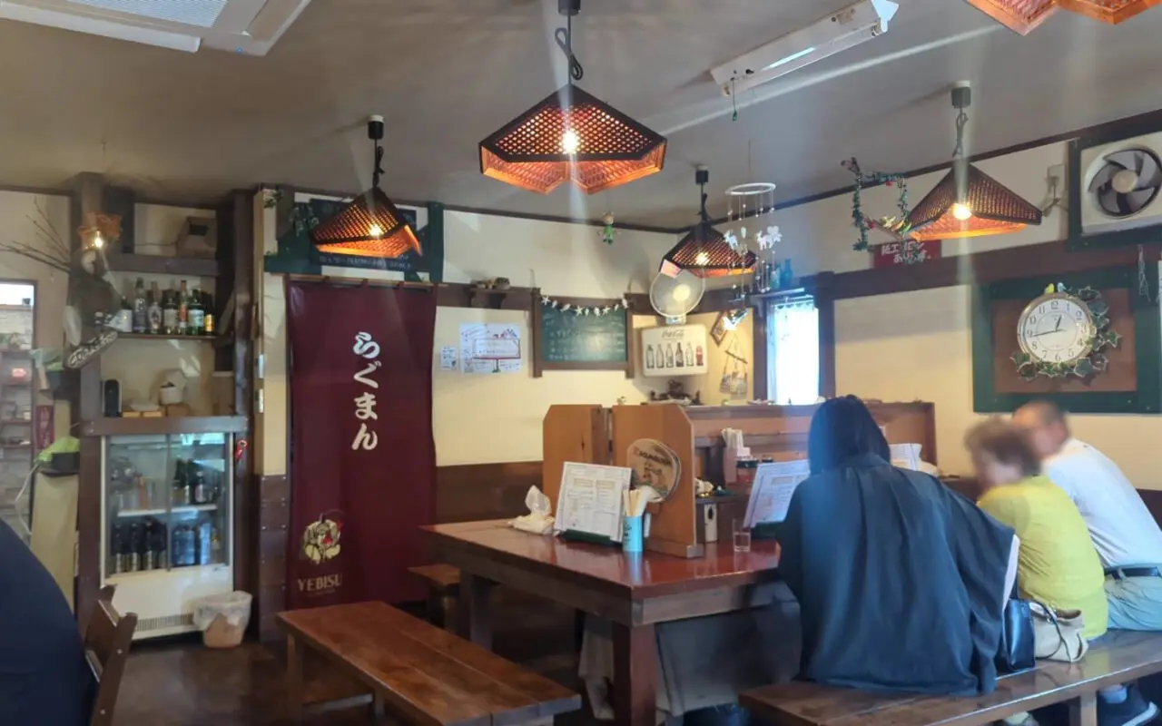 らぐまん 店内
