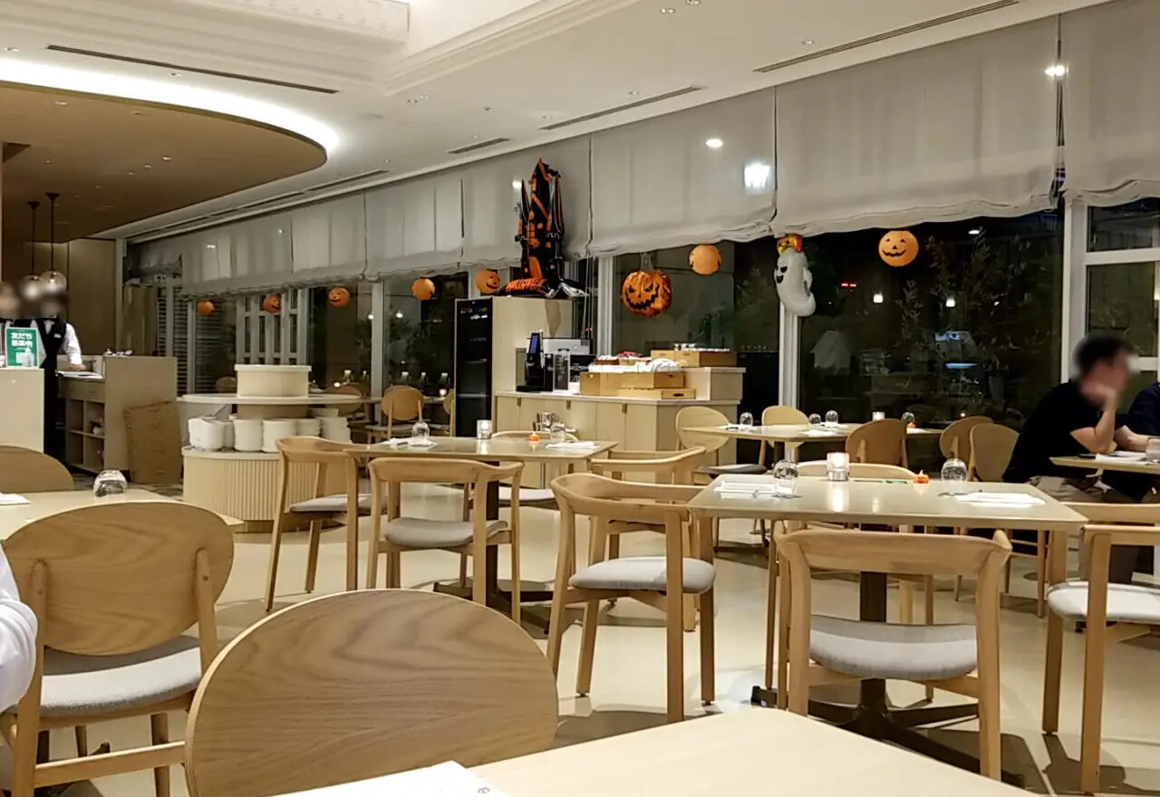 ディネット 店内