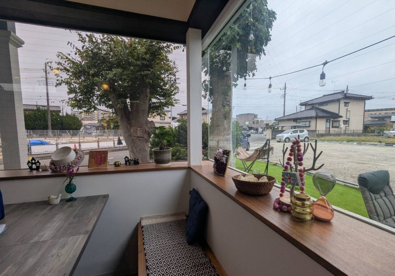 そばとコーヒーsaika　窓