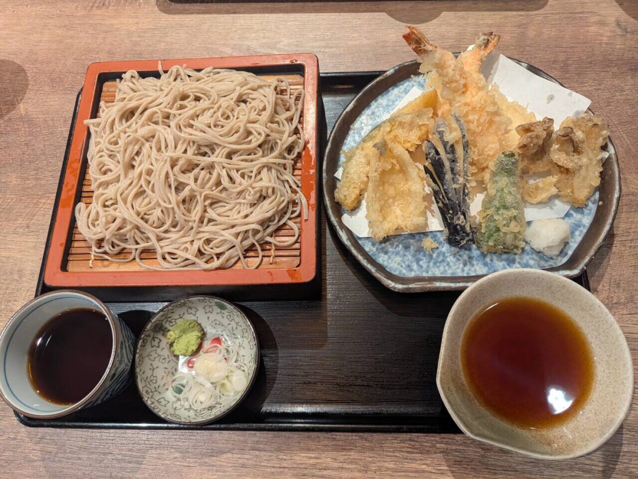 すずの家　天ぷらそば