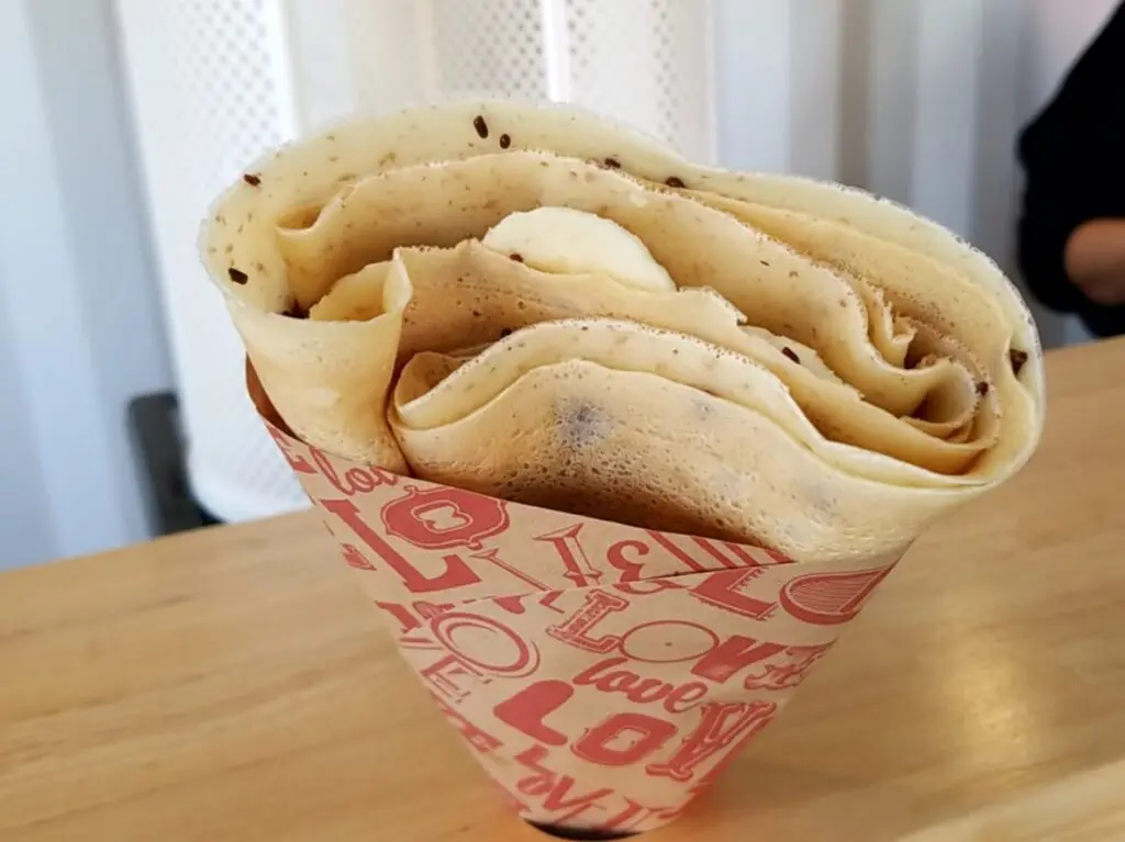 マルミカフェ　チョコバナナホットクレープ